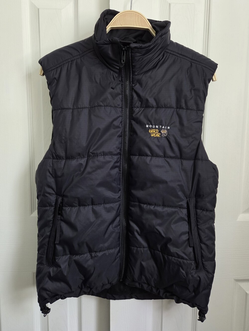 Mountain Hardwear Black Insulated Full Zip Puffer Vest, Small